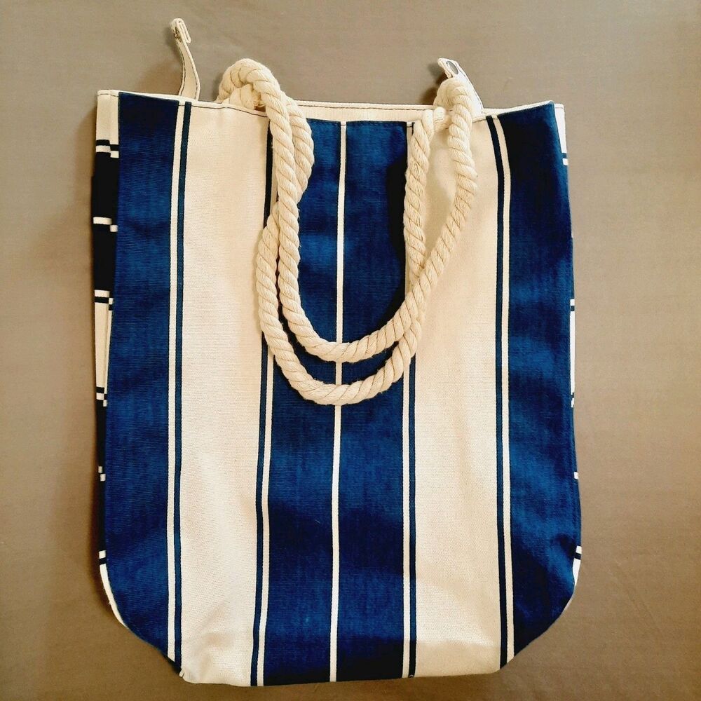 Lancome Canvas Rope Handles Nautical Beach Tote Bag Blue/White Snap Closure